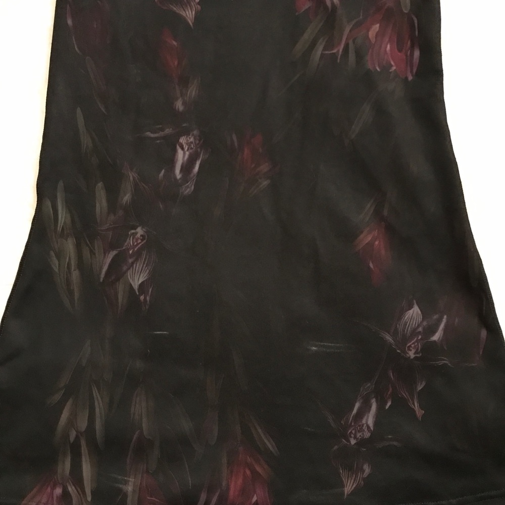 Lululemon Racerback Tank Size 6 - Picture 3 of 4